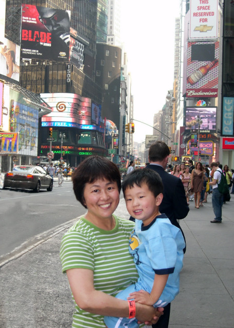 2006-05-29_Times Square0001.JPG