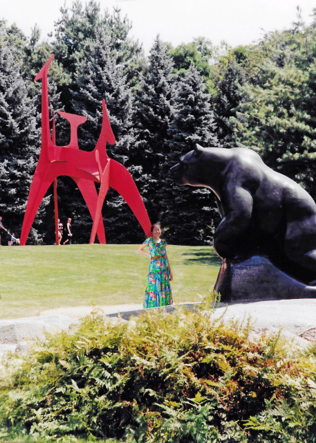 1998-08-09_Hats Off & Grizzly Bear @ Donald M. Kendall Sculpture Gardens_M0001.JPG