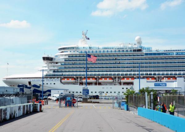 2023-08-14_Caribbean Princess Docked @ Brooklyn Cruise Terminal0001.JPG