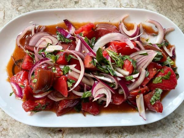 6 heirloom tomato salad.jpg