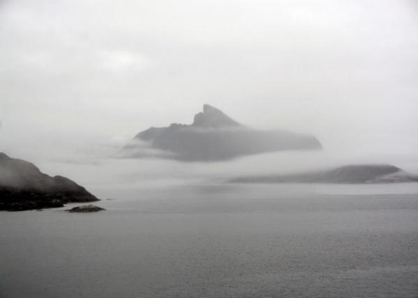 2023-08-24_Tasermiut Fjord Loomed by Clouds & Fog-60001.JPG