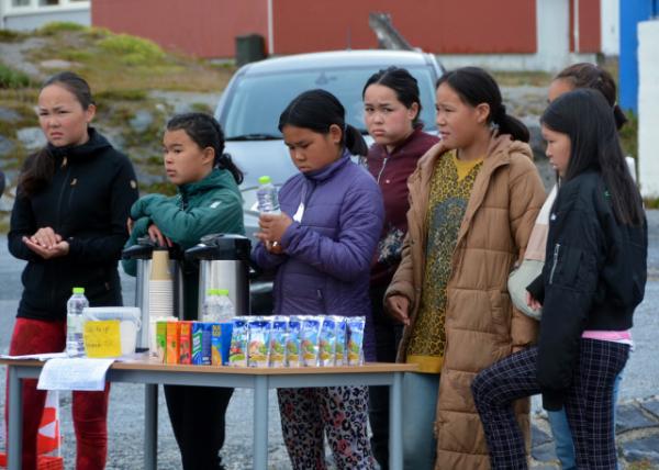 2023-08-24_Inuit_School Girls in Fund Raise0001.JPG
