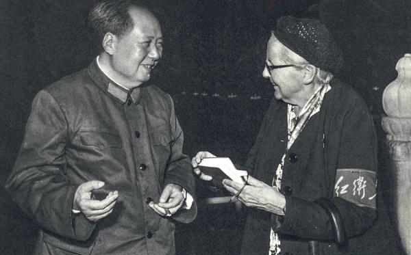 图05 1967-12 1967年 毛泽东与安娜·斯特朗.jpg