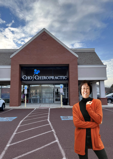 2023-11-29_Cho Chiropractic-10001.JPG