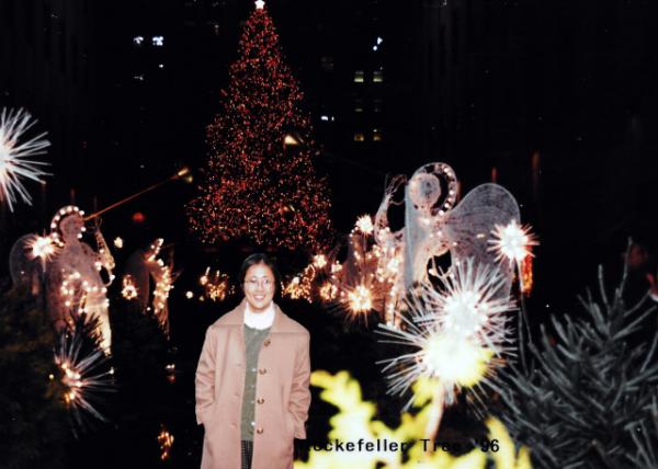 1996-12-07_Rockefeller Christmas Tree-10001.JPG