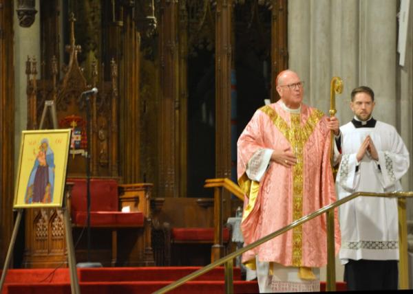 2024-03-10_Cardinal Dolan in Rose-Colored Vestments on Laetare Sunday0001.JPG
