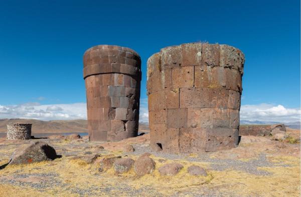 8-Ancient Incan funerary towers of Sillustani.jpg
