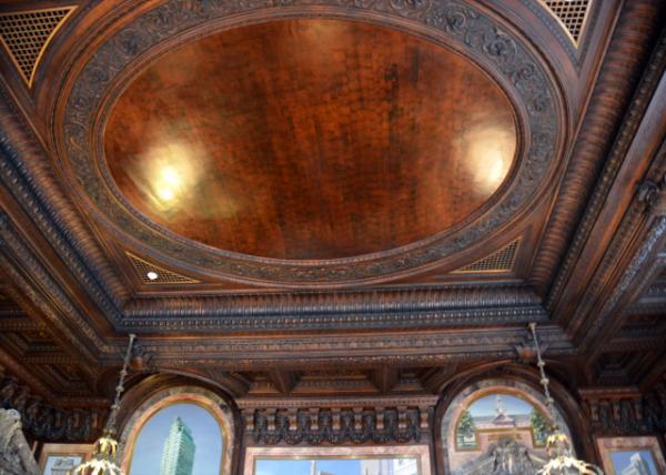 2024-04-06_DeWitt Wallace Periodical Rm_Paneled Ceiling w a Large Central Oval Made of Plaster Painted to Resemble Wood0001.JPG