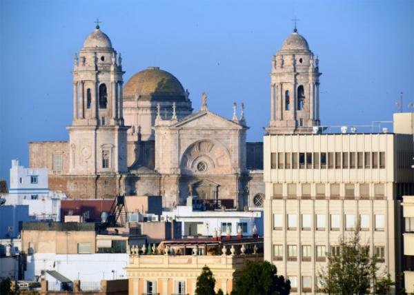 2024-06-05_02_Cathedral of the Holy Cross or Catedral de la Santa Cruz de Cádiz0001.JPG