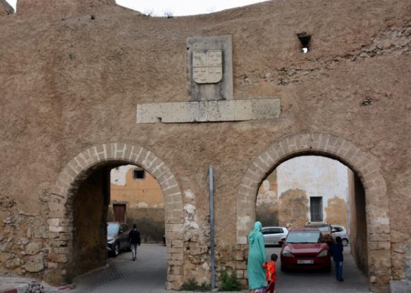 2024-06-06_01_Gate to the Old City in Old Portuguese Architecture-10001.JPG