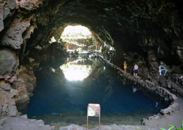 2024-06-08_33_Jameos del Agua_Tunnel of Atlantis in a Vast Volcanic Cave System Including a Shimmering Underground Lagoon0001.JPG