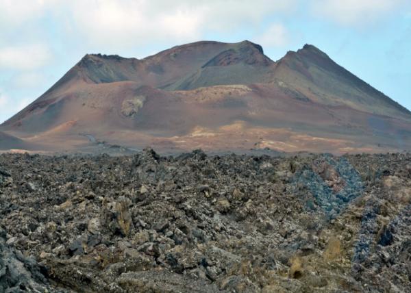 2024-06-08_13_Timanfaya NP_Mountain Rajada_ One of the Largest Isolated Volcanic Structures of the Historic Eruption0001.JPG