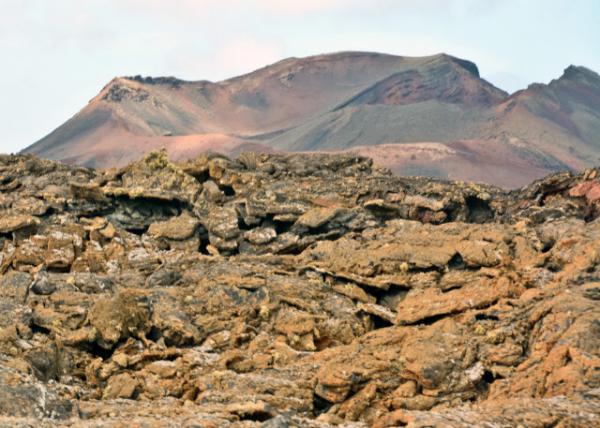 2024-06-08_15_Timanfaya NP_Panoramic Views from the Restaurante del Diablo Showcasing the Surreal Landscape0001.JPG