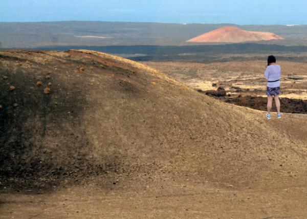 2024-06-08_27_Timanfaya NP_Volcanic Landscape-10001.JPG