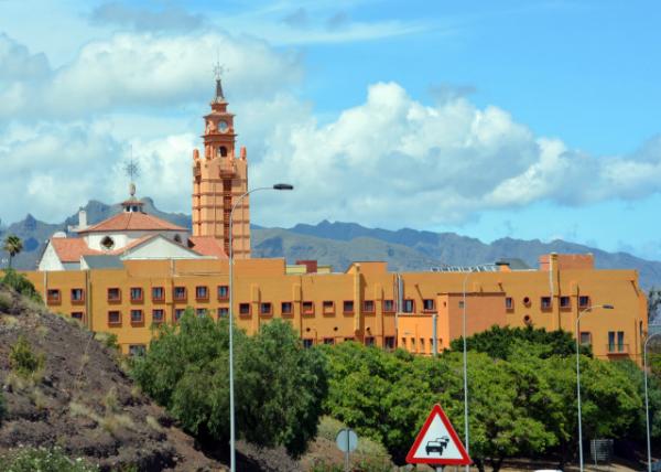 2024-06-09_16_Tenerife_Clock Tower2001.JPG