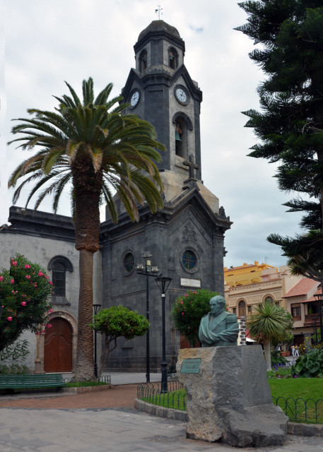 2024-06-09_28_Church of Our Lady of the Peña de Francia Built in 16970001.JPG