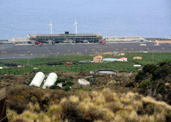 2024-06-10_02_La Palma Airport0001.JPG