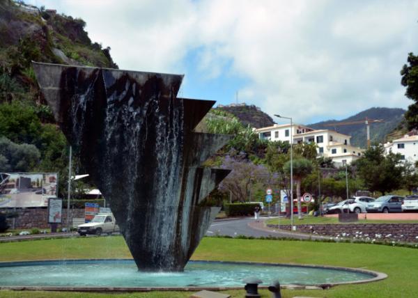 2024-06-11_140_Sculpture between Ribeira Brava & the Center of Ponta do So001.JPG