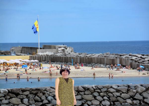 2024-06-11_124_the Manufactured Coastal Beach of Calheta Replacing the Dark Rocksand of the Volcanic Island w Beach Sand for Tourism-1M.JPG