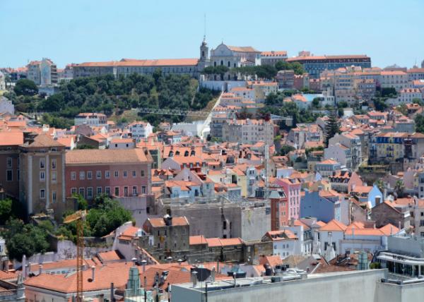 2024-06-13_59_Graca Church & Convent Facing a Belvedere Overlooking the City & the Tagus River on Lisbon's Highest Hill0001.JPG