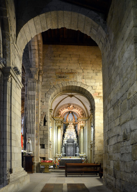 2024-06-14_36_Our Lady of Oliveira Church_Testimony to Portugal's Finest Romanesque-Mudéjar Ensemble0001.JPG