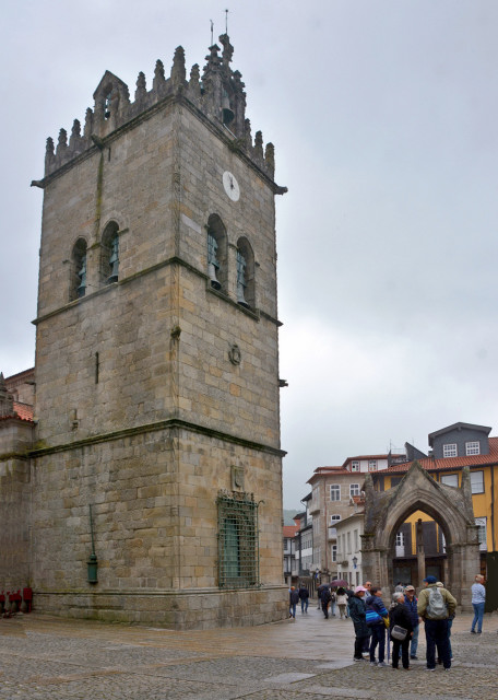 2024-06-14_34_Our Lady of Oliveira Church_ a Collegiate Church0001.JPG