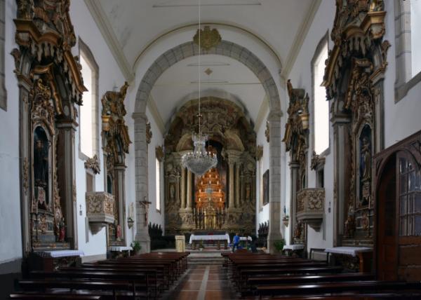 2024-06-14_48_Misericrdia Church_Main Altarpiece & the 18th Century Pulpits  w a Single w a Barrel-Vaulted Nave & Rectangular Chancel0001.JPG