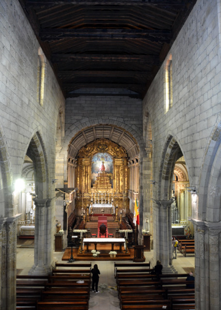 2024-06-14_39_Our Lady of Oliveira Church w Altarpiece of the High Altar Dating from the 2nd Half of the 18th Century0001.JPG