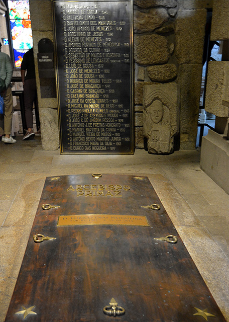 2024-06-14_172_Tomb of D. Eurico Dias Nogueira0001.jpg