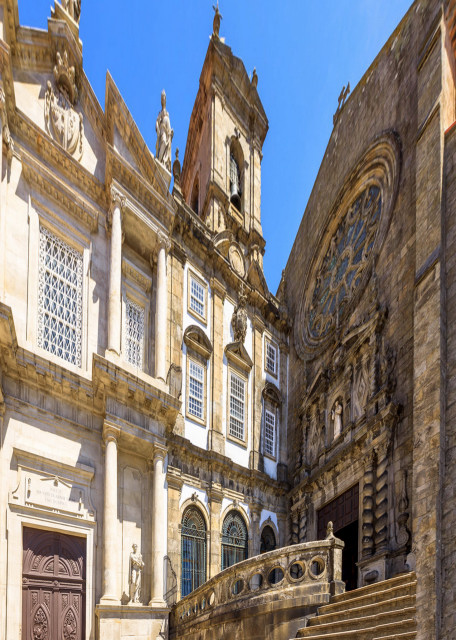 2024-06-14_11_Church of São Francisco in Gothic w Baroque Main Portal & Gothic Rose Window of the Main Façade Completed in the 15th Century0001.JPG