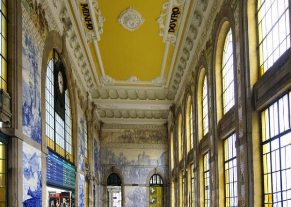 2024-06-14_23_Sao Bento Train Station w ca 20,000 Azulejo Tiles, Dating from 1905C19160001.JPG