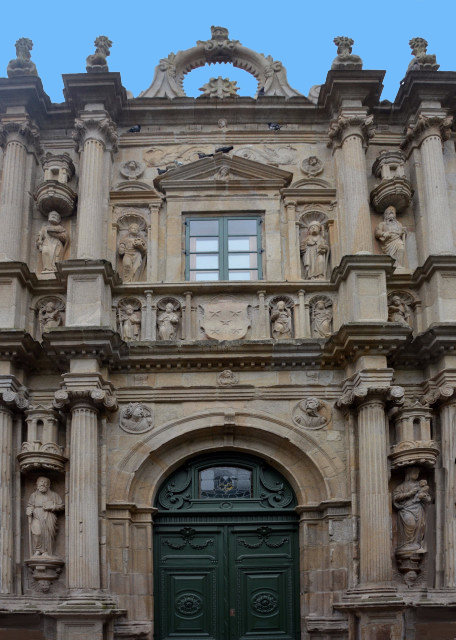 2024-06-15_33_Palace of Fonseca Built in the 18th Century & Originally Served as the Residence of the Fonseca Family & Today Housing.JPG