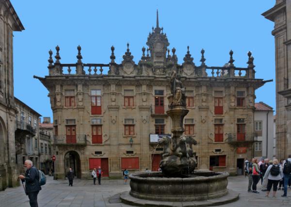 2024-06-15_60_Casa do Cabido or Chapter House w Fountain of the Horses_ a Sculpture of 4 Horses w Webbed Feet0001.JPG