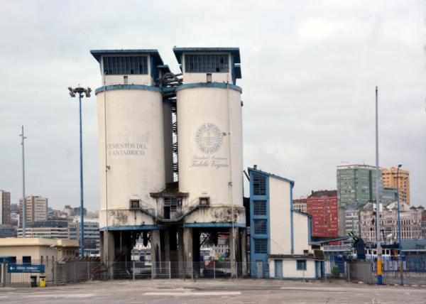 2024-06-15_08_Cements of Cantabrian Storage Facility @ the Port0001.JPG