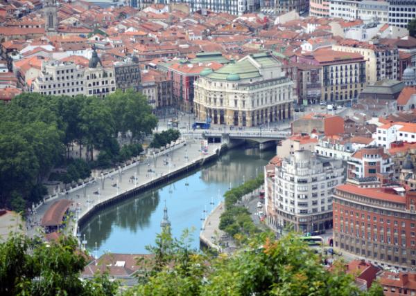 2024-06-16_02_Arriaga Theater in Medieval Neighborhood over River Nervion Viewed from Mount Artxanda0001.JPG