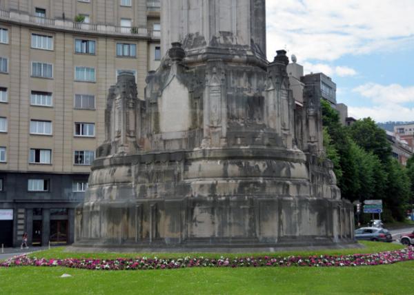 2024-06-16_43_Monument of Sacred Heart of Jesus_Pedestal0001.JPG