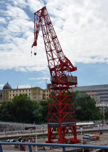 2024-06-16_49_Crane in the Estuary of Bilbao0001.JPG