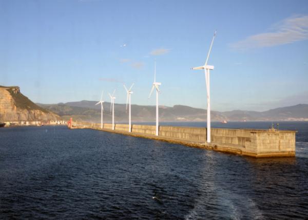 2024-06-16_52_Windmill Park near the Bilbao Harbor-10001.JPG