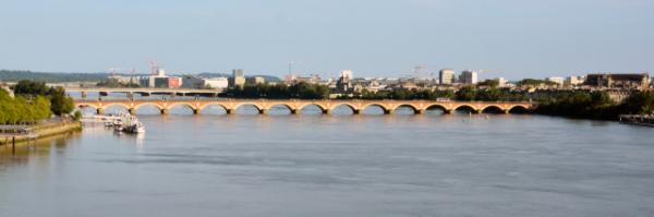 2024-06-17_42_Stone Bridge over the Garonne Completed in 18220001.JPG