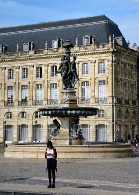 2024-06-17_15_Fountain @ Stock Exchange Square for Minerve Protecting the Arts & Mercury Favoring the Commerce of the City0001.JPG