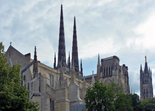 2024-06-17_23_ Twin Spires of Bordeaux Cathedral Seen from the West along Rue des Frres Bonie_ the Cathedral in the Plantagenet or Angevine Gothic Style00.JPG