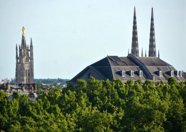 2024-06-17_31_Spires of Bordeaux Cathedral0001.JPG