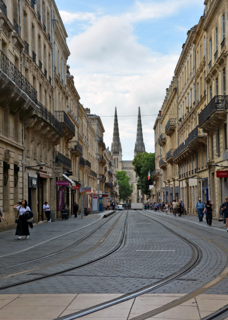 2024-06-17_41_Rue Vital Carles to Saint Andre Cathedral0001.JPG