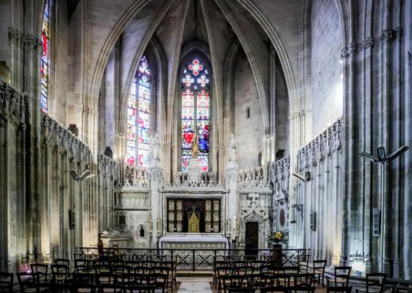 2024-06-17_Basilique Saint-Seurin_Nave0001.JPG