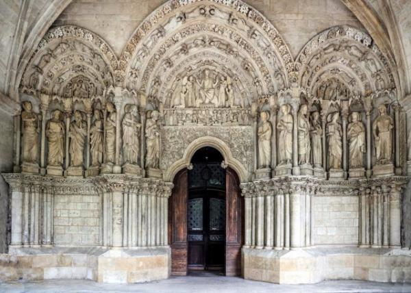 2024-06-17_Basilique Saint-Seurin_Entrance0001.JPG