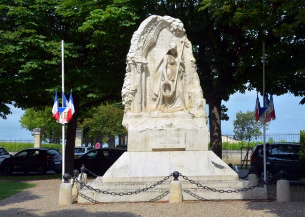 2024-06-18_46_Monument aux Morts or War Memorial0001.JPG