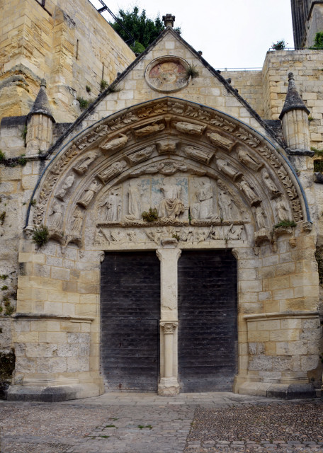 2024-06-18_70_Gothic Portal of the Monolithic Church Dug out of Surrounding Limestone Rock in the 1100s.0001.JPG