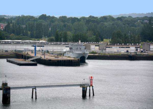 2024-06-19_05_Ponton Gendarmerie Maritime or Maritime Army Ferryboat0001.JPG