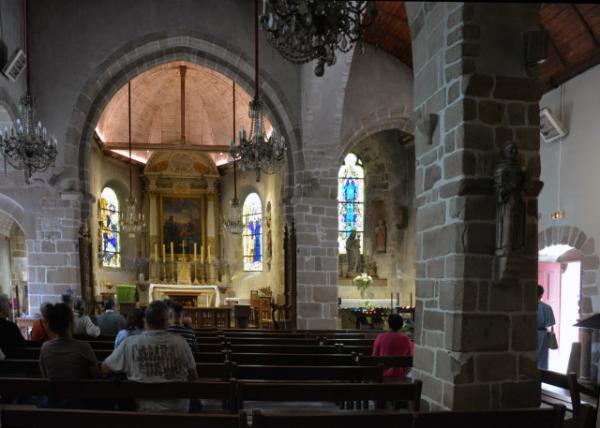 2024-06-20_61_Saint Peter Parish Church_Main Nave & Altar0001.JPG