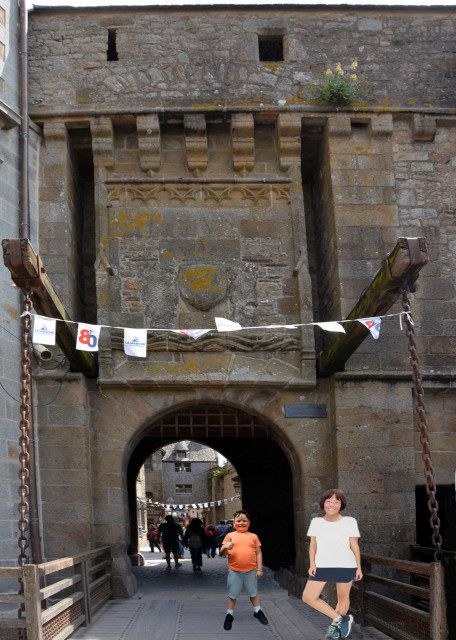 2024-06-20_05_Mont St Michel Drawbridge Served as the Imposing Gateway-10001.JPG